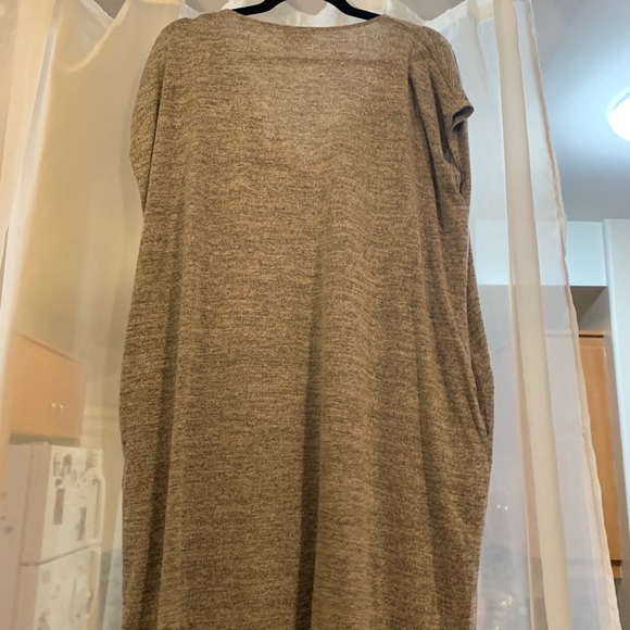 2 Wilfred jersey dresses - Picture 2 of 3
